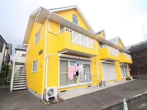 リバ－ハイツＡ棟外観写真