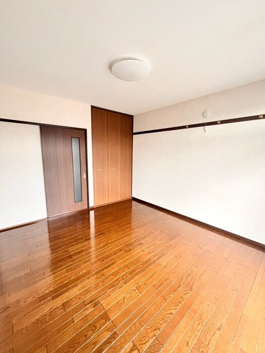 物件内観写真17　(居室)