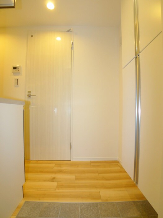 仮)レピュア北千住レジデンスⅢの玄関