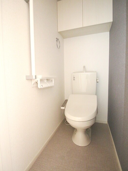 物件内観写真14　(トイレ)