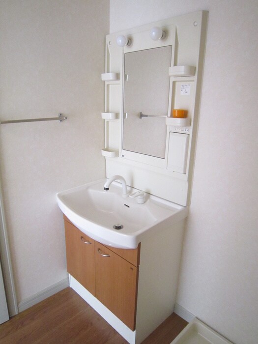 物件内観写真13　(洗面)