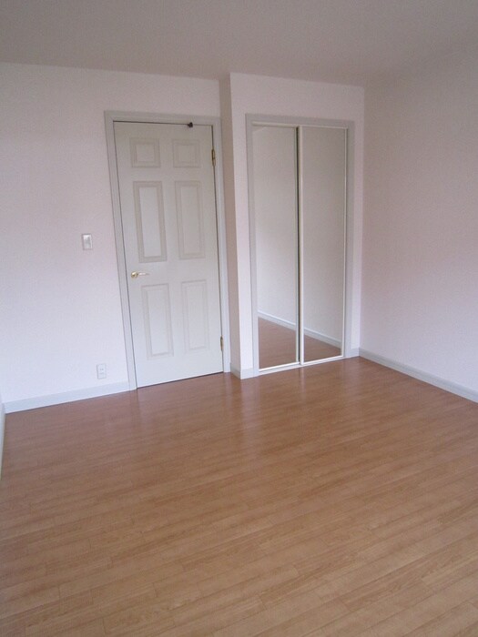 物件内観写真18　(居室)