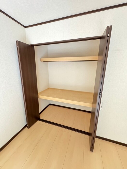 物件内観写真15　(収納)