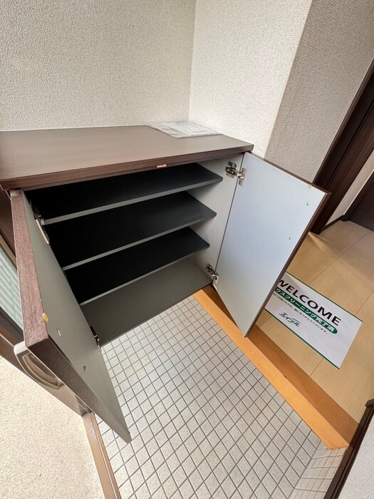 物件内観写真19　(靴箱)