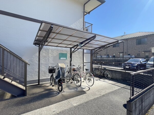 駐輪場