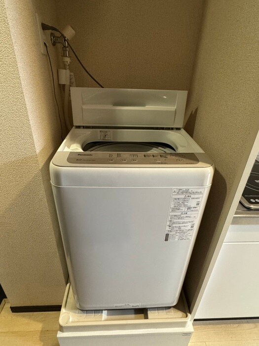 物件内観写真9　(洗濯機置場)