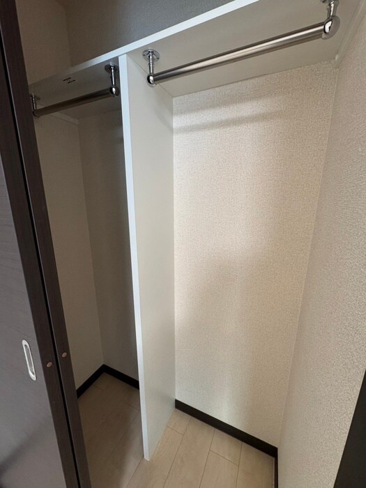 物件内観写真12　(収納)