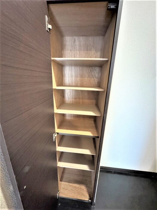 物件内観写真15　(靴箱)