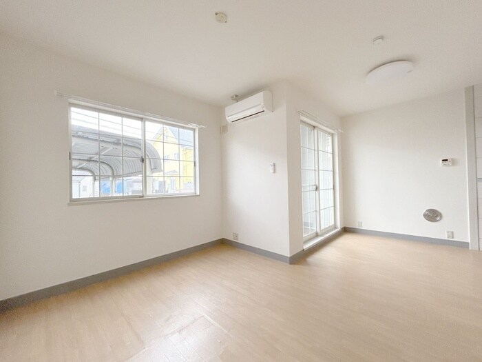 物件内観写真9　(居室)