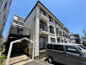 ファミ－ル港南外観写真