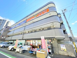 ＷＪ・Ｗ－８ビル外観写真