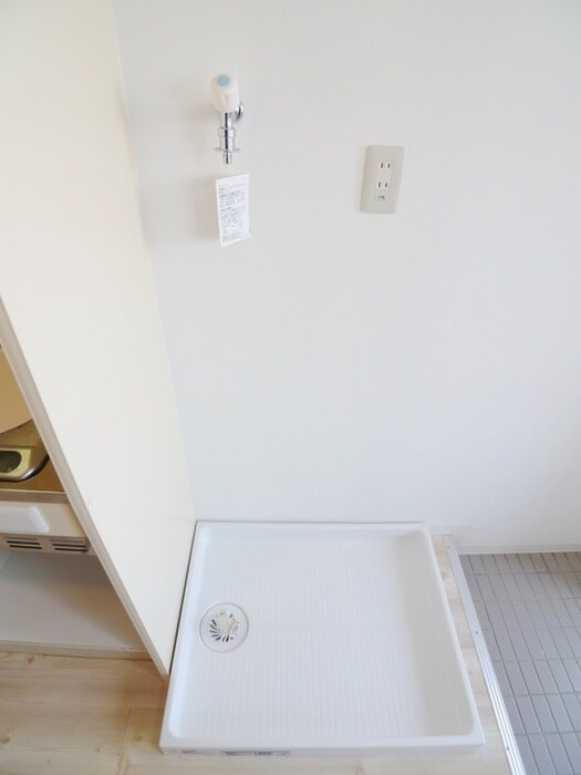 物件内観写真21　(洗濯機置場)