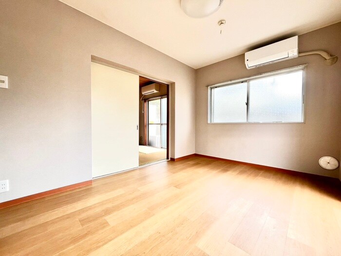 物件内観写真7　(居室)