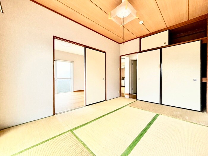 物件内観写真9　(居室)