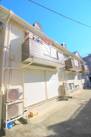 山崎ハイツ外観写真