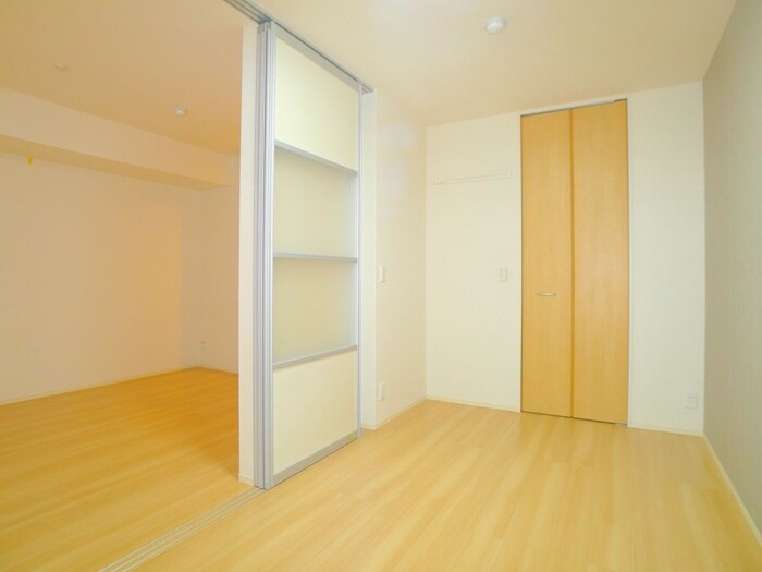 物件内観写真21　(居室)