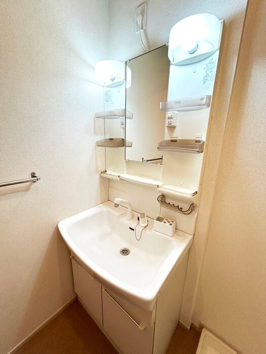 物件内観写真12　(洗面)