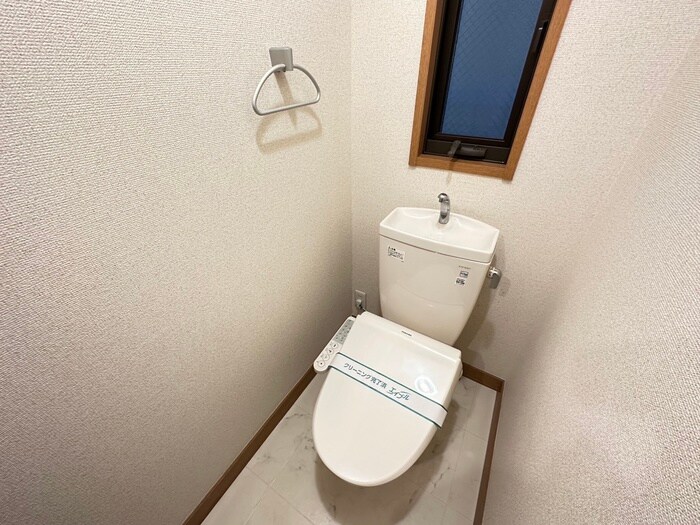 物件内観写真19　(トイレ)