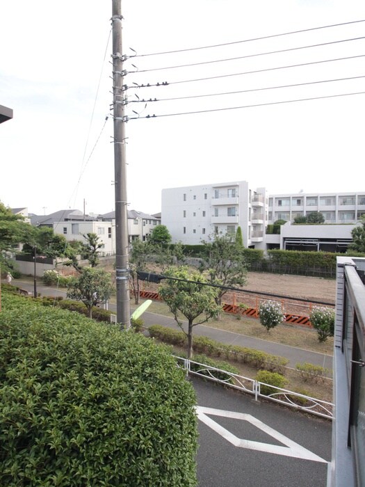 物件内観写真21　(室内からの展望)