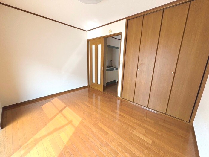 物件内観写真8　(居室)