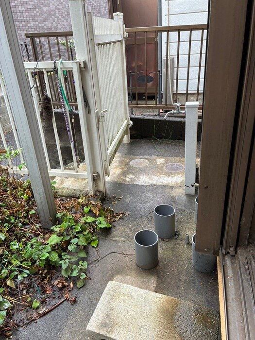 物件内観写真16　(洗濯機置場)