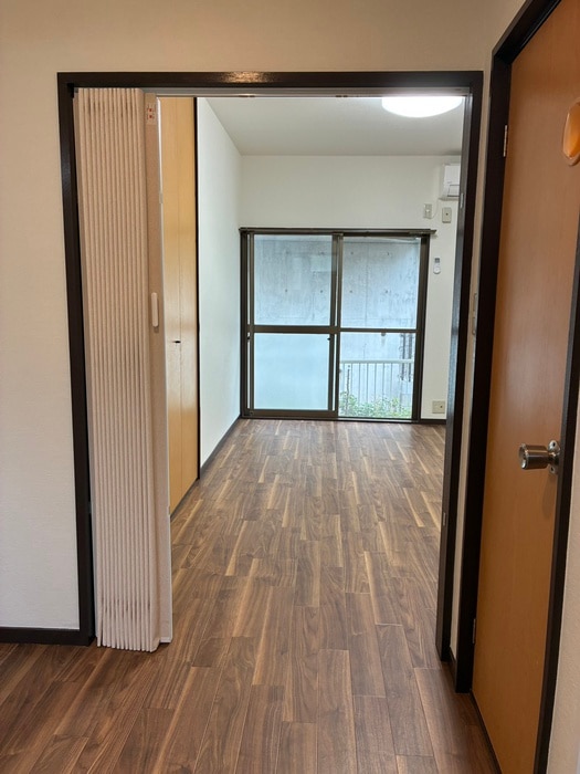 物件内観写真18　(廊下)