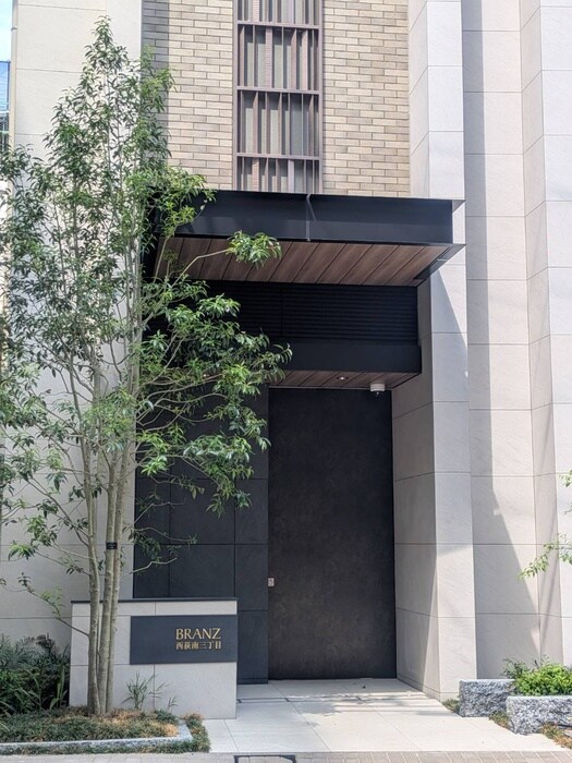 ブランズ西荻南三丁目(1202)のエントランス部分