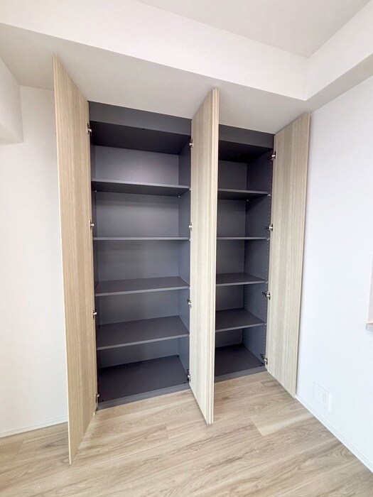 ブランズ西荻南三丁目(1202)の収納