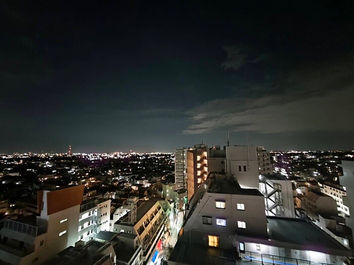 物件内観写真17　(室内からの展望)