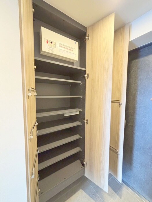 物件内観写真18　(靴箱)