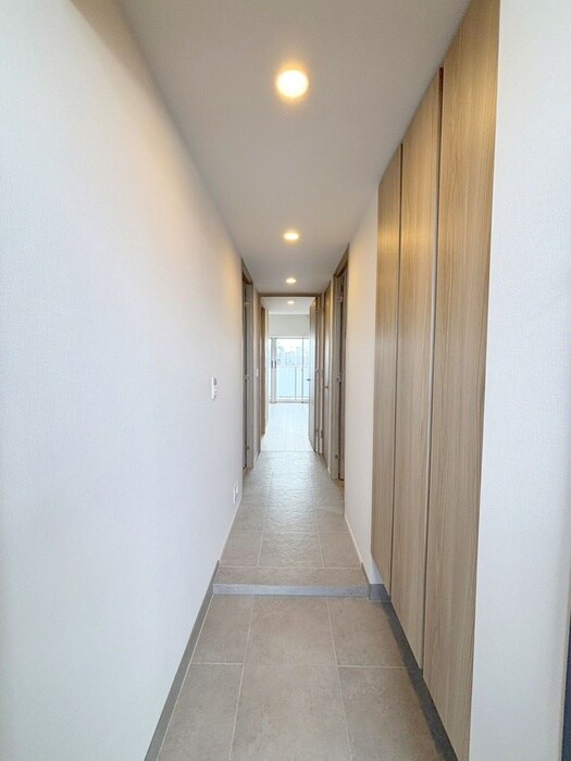 物件内観写真21　(玄関)