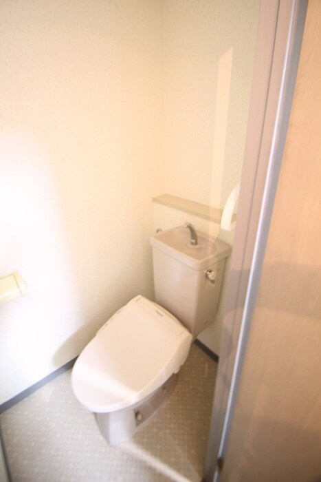 物件内観写真13　(トイレ)