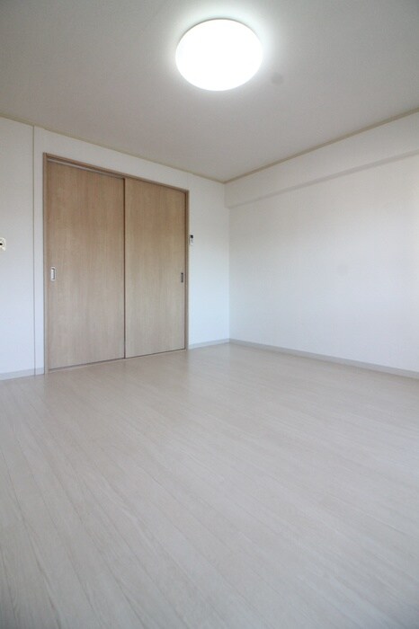 物件内観写真21　(居室)