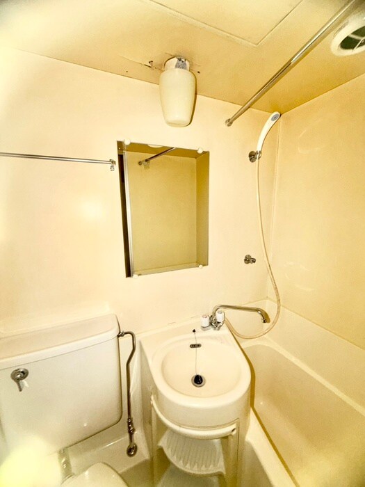 物件内観写真10　(洗面)