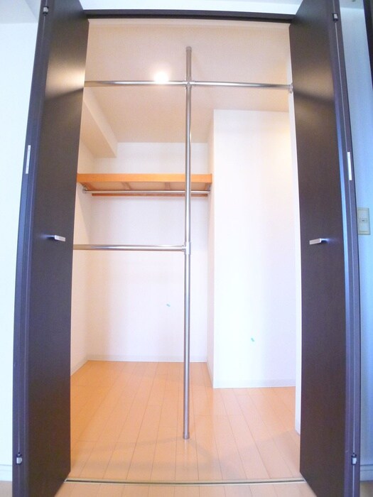 物件内観写真11　(収納)