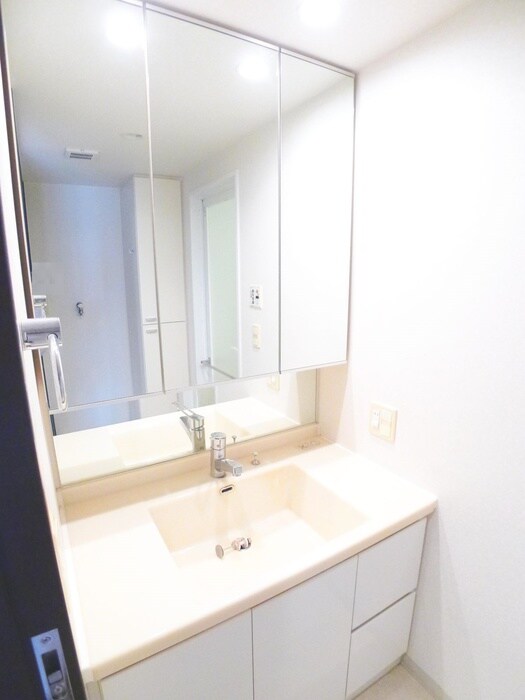 物件内観写真14　(洗面)