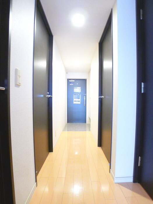 物件内観写真17　(廊下)