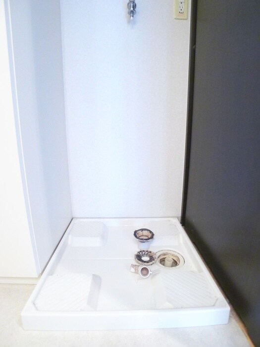 物件内観写真20　(洗濯機置場)