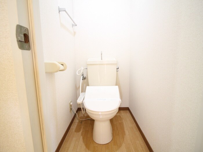 物件内観写真13　(トイレ)