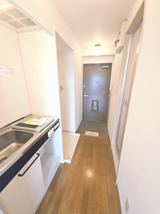 物件内観写真6　(廊下)