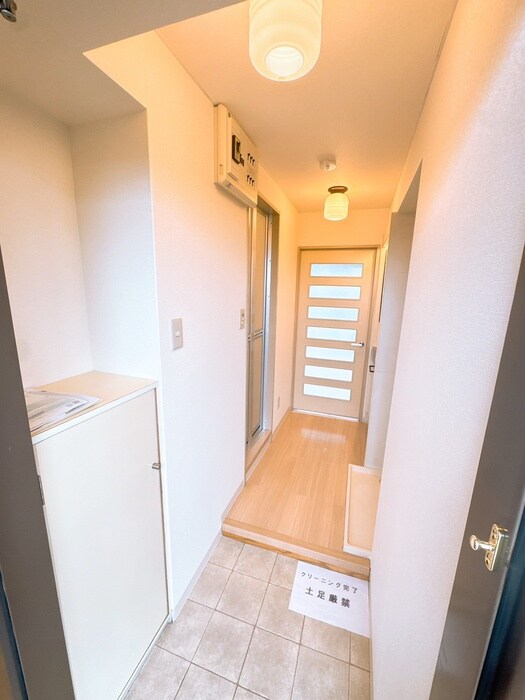 物件内観写真6　(廊下)