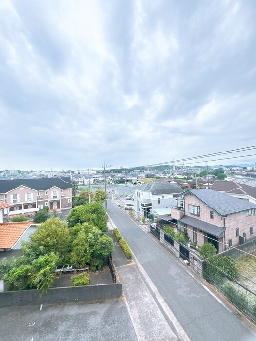 物件内観写真15　(室内からの展望)