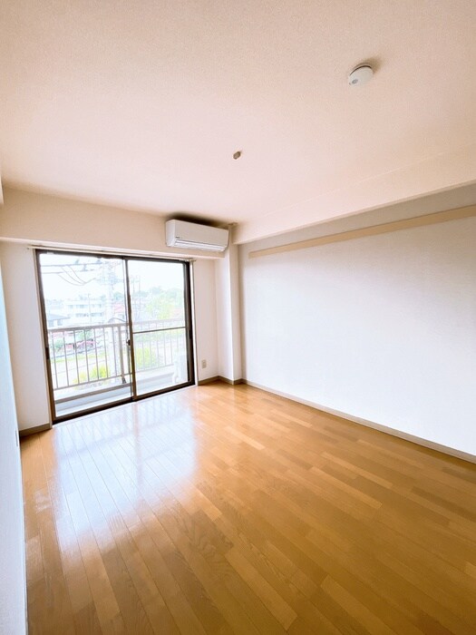 物件内観写真19　(居室)