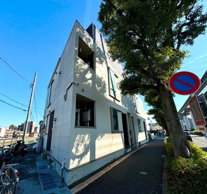 物件外観写真2　(外観写真)