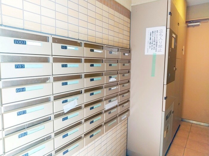 物件外観写真6　(建物設備)