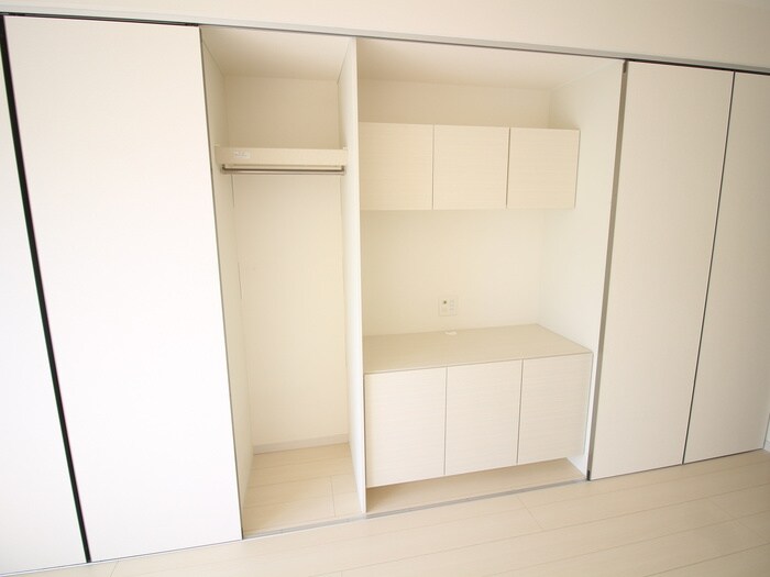 物件内観写真12　(収納)