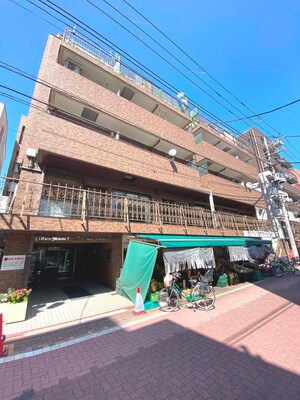 ﾗｲｵﾝｽﾞﾏﾝｼｮﾝ池上駅前通り(105)外観写真