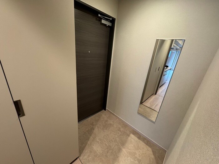 物件内観写真15　(玄関)