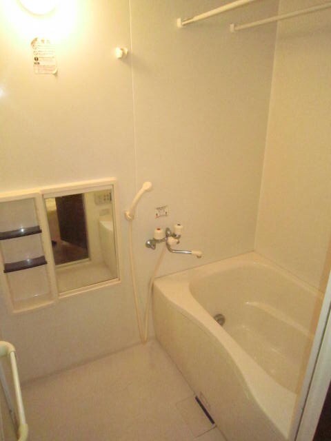 物件内観写真6　(バス／シャワールーム等)