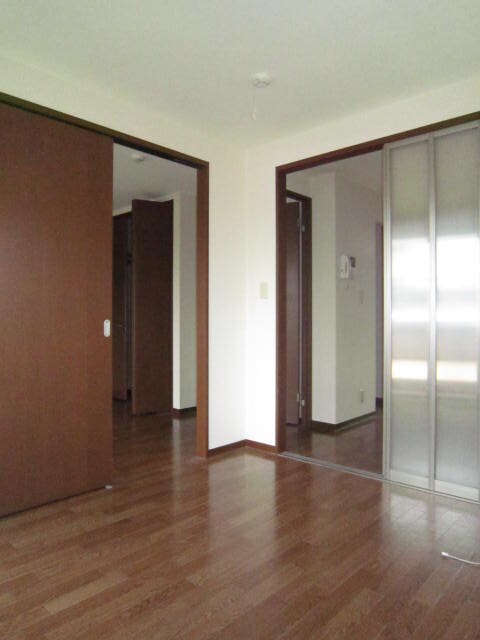 物件内観写真12　(居室)